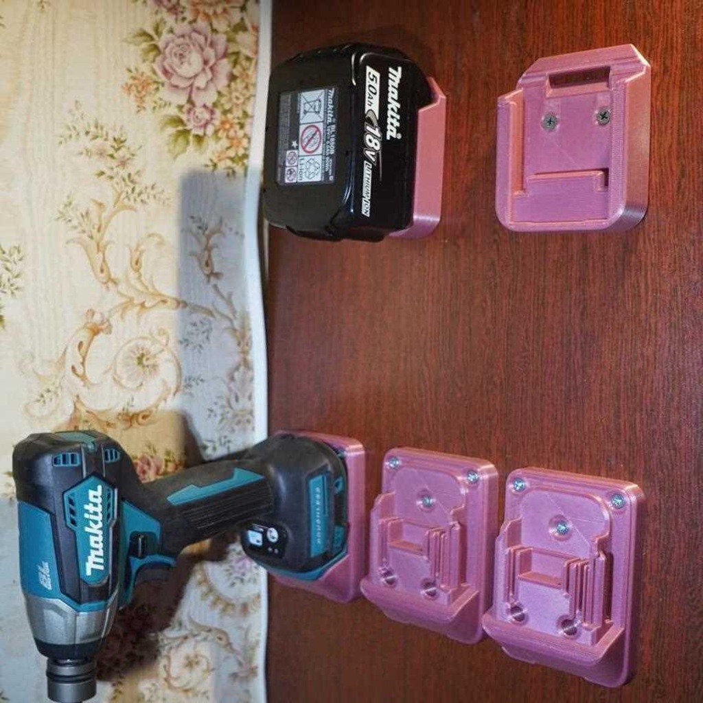 Şarjlı Matkap Ve Bataryası İçin Makita 18V Duvar Montajı Aparatı Şarjlı Matkap Ve Bataryası İçin Makita 18V Duvar Montajı Aparatı