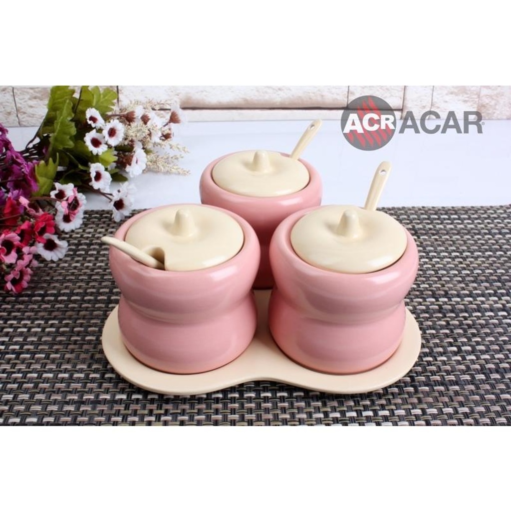 Baharat Saklamanın En Pratik Yolu Baharat Saklamanın En Pratik Yolu