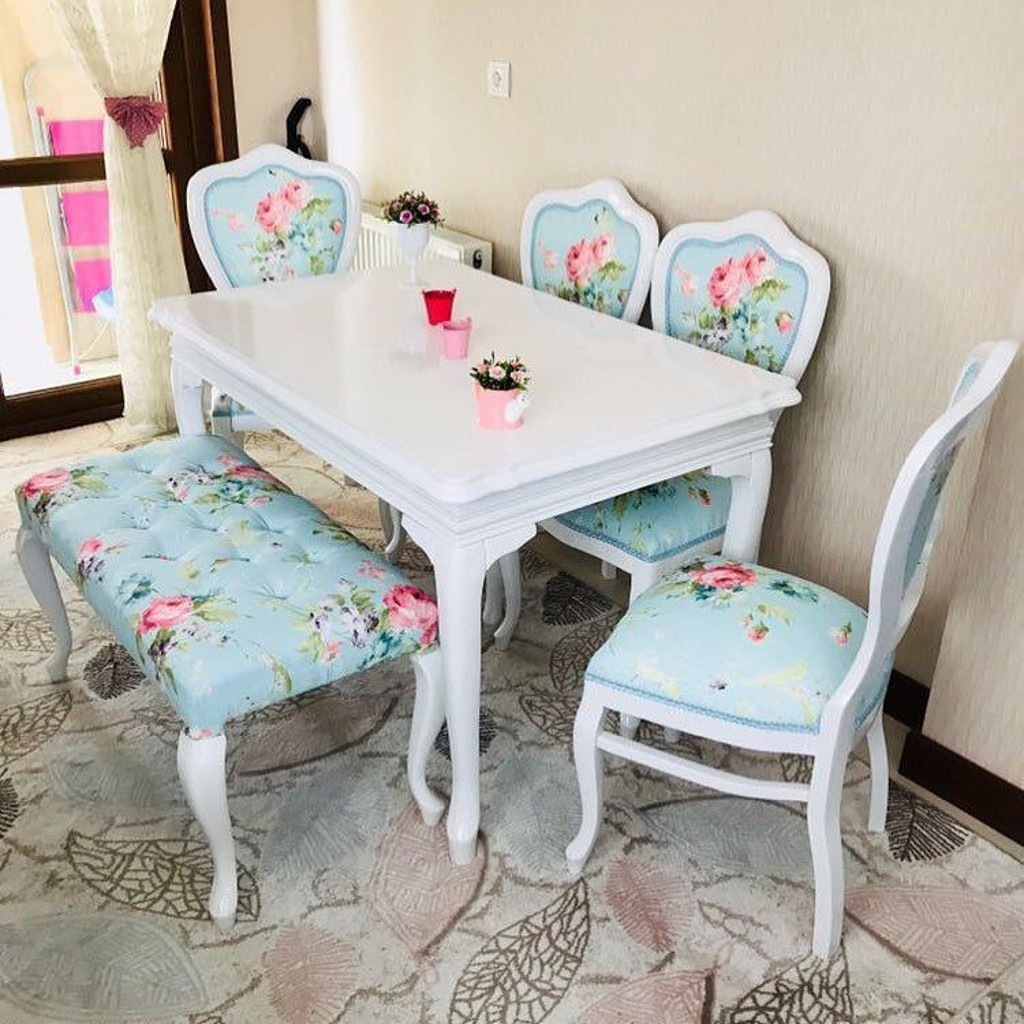 Lake Masa &amp; 4 Adet Ahşap Sandalye +puf Takımı