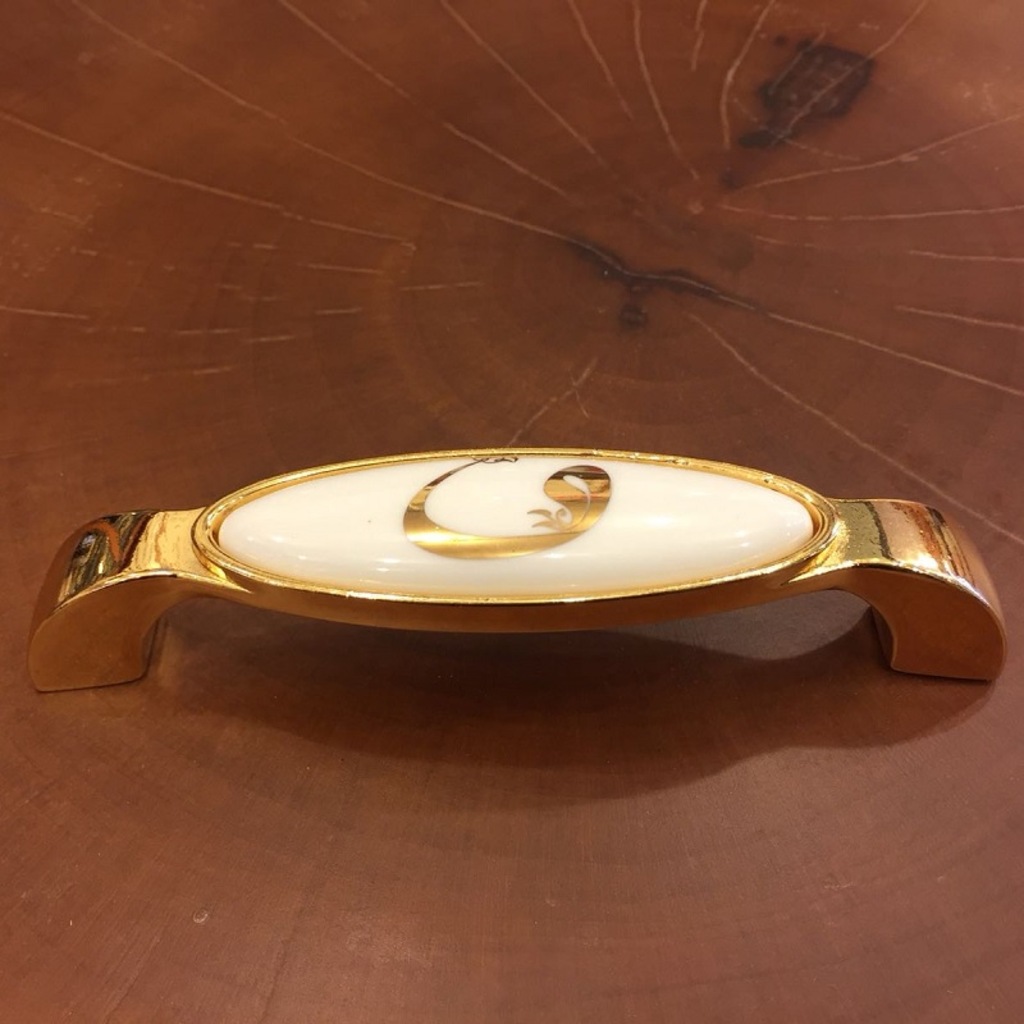 Porselen mobilya dolap çekmece kapak kulpu altın 128mm