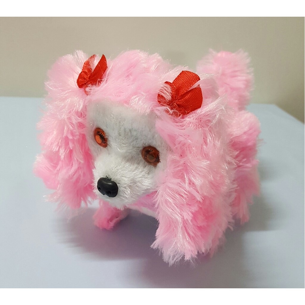 yürüyen havlayan peluş köpek