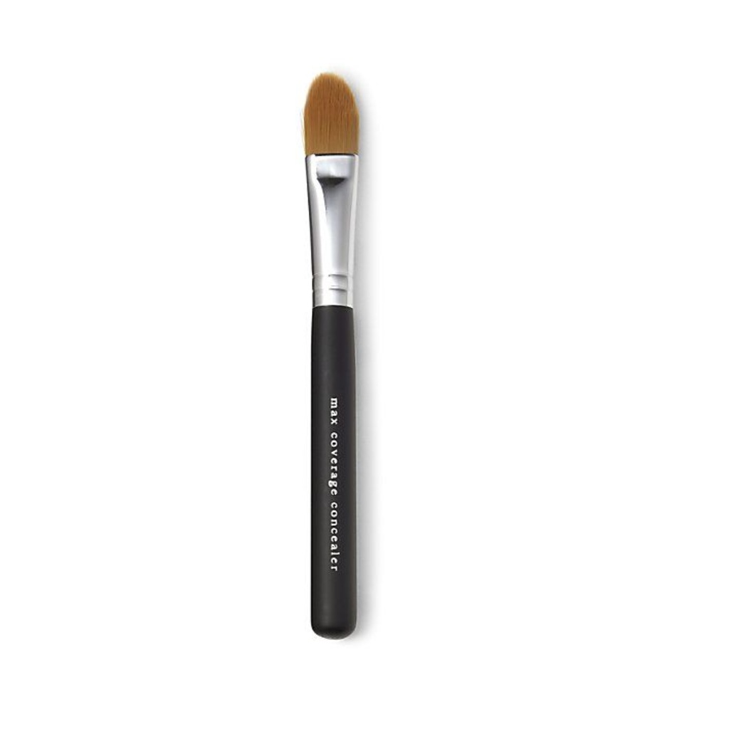 Youngblood ULTİMATE CONCEALER Kapatıcı Fırçası