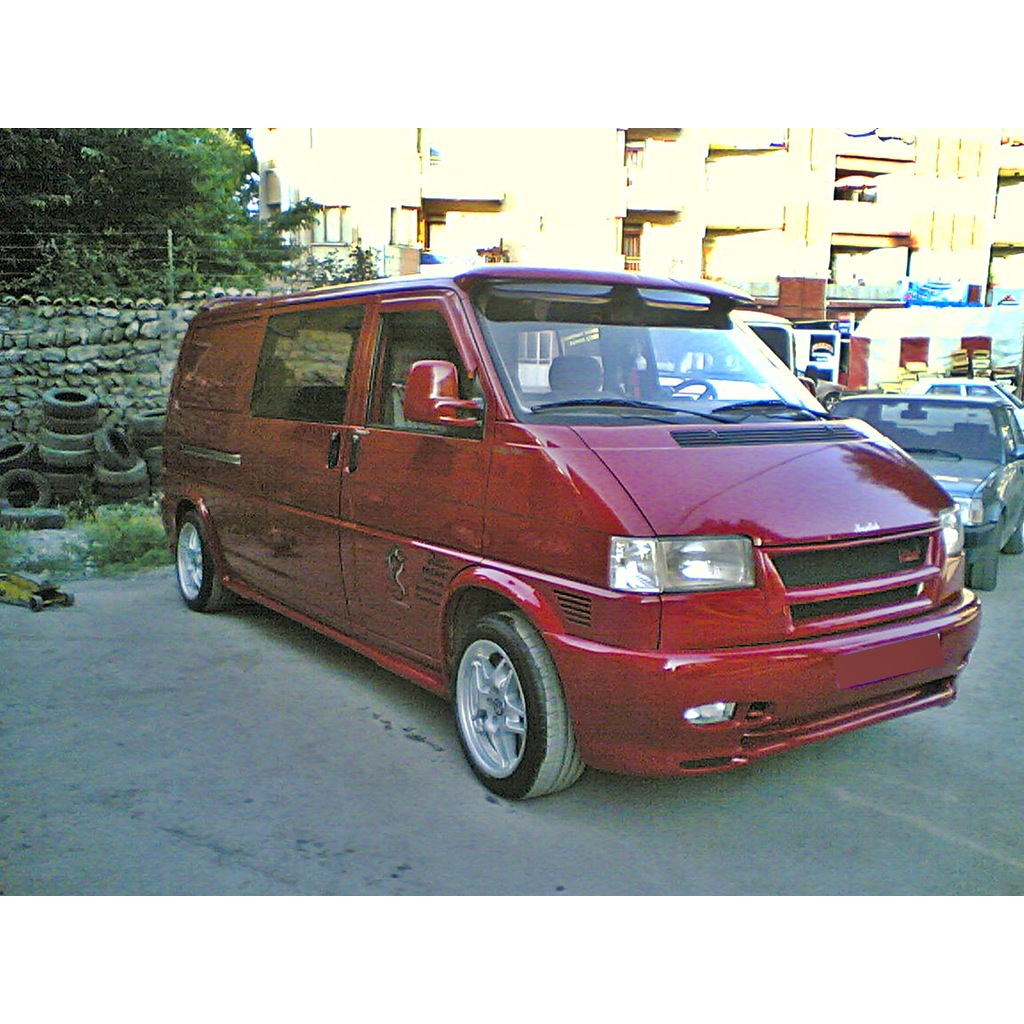 Volkswagen Transporter t4 красный