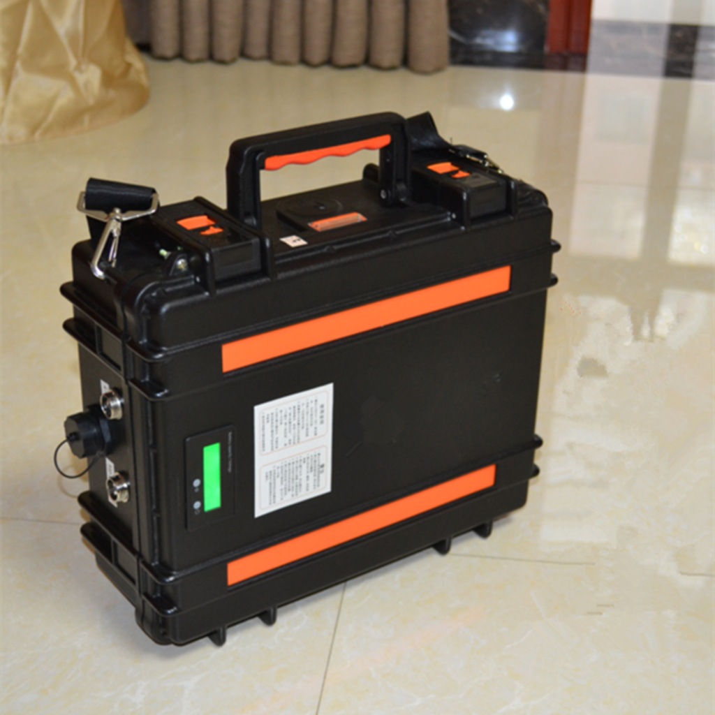 12V 100 Ah Lityum iyon pil acil durum çantası