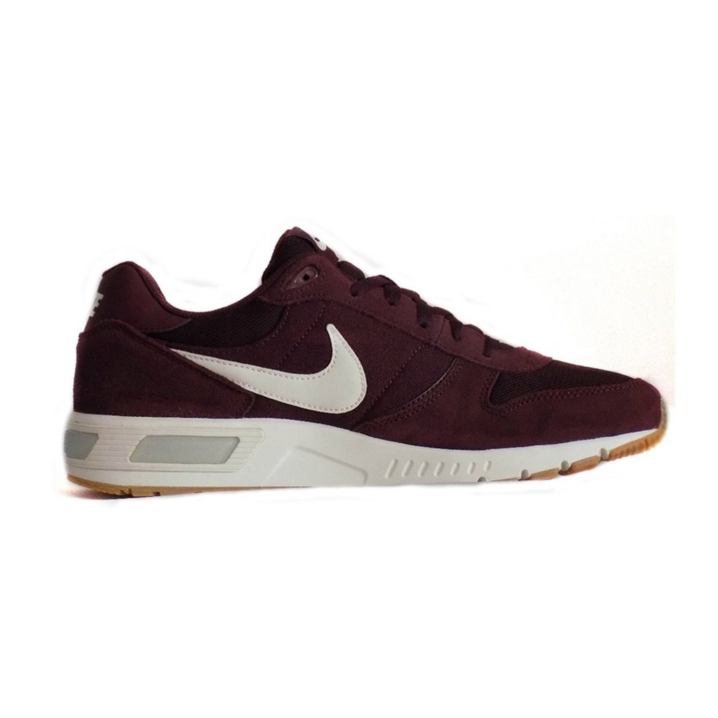 nike nightgazer bordo