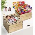 IMG-1660099544908728138 - Kişiye Özel Ahşap Kutuda Evlilik Karikatürlü Nostaljik Lezzetler (444522482) - n11pro.com
