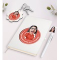 IMG-6511035745900522706 - Kişiye Özel Kadın Kolay Yetişmiyor Karikatürlü Beyaz Defter Kalem N11.20735 - n11pro.com