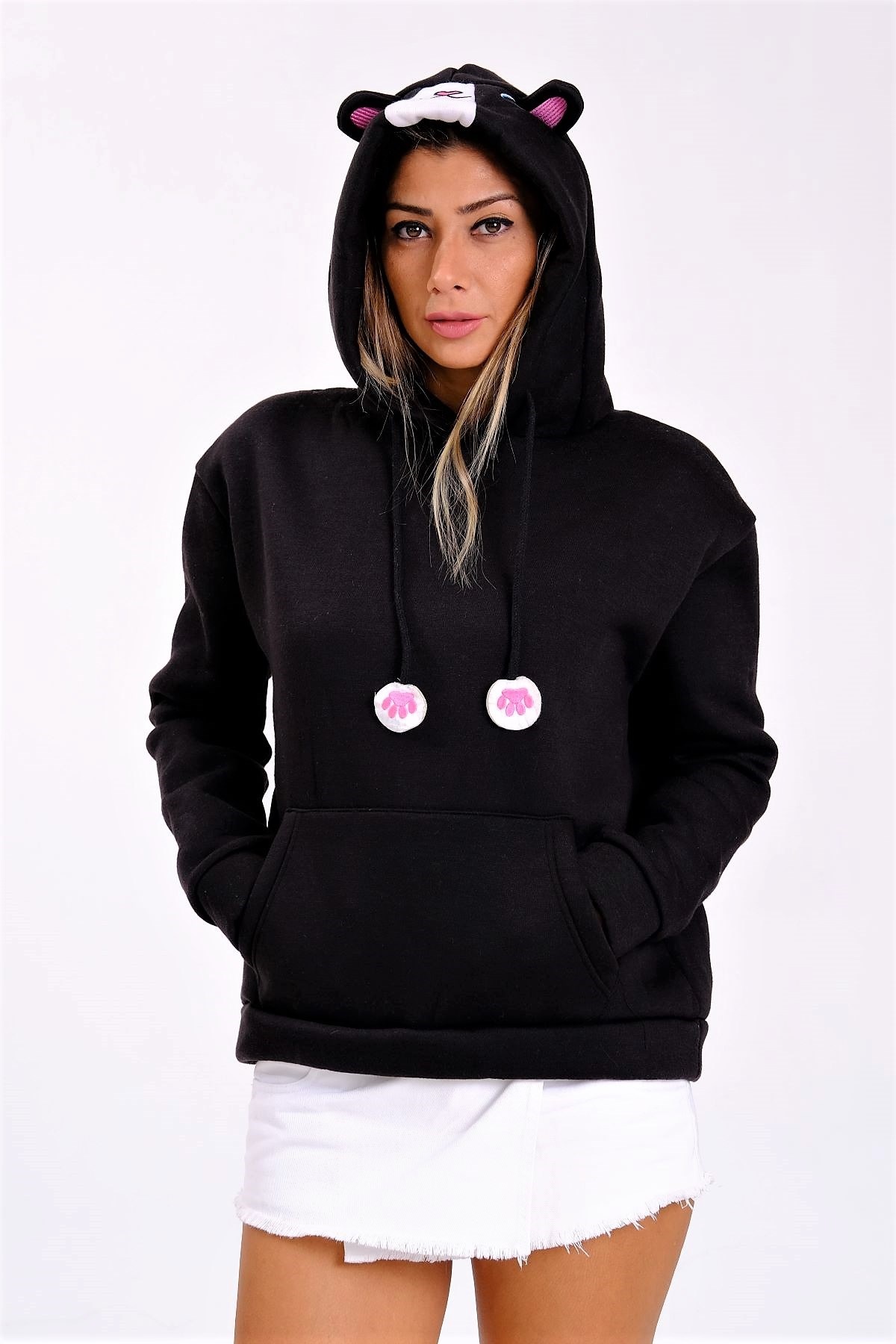 Kadin Siyah Kedi Kulakli Kapusonlu Kanguru Cepli Sweatshirt Fiyatlari Ve Ozellikleri
