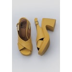 01wy12202 Bueno Shoes Sarı Deri Kadın Dolgu Topuklu Ayakkabı