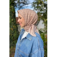 Aker Elegance Monogram Eşarp - 1090500-983 - Sütlü Kahve Aker Elegance Monogram Eşarp - 1090500-983 - Sütlü Kahve