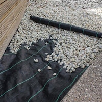 100 CM X 10 M Sulzer Kumaş Sera Taban Örtüsü Jüt Blueberry Pe 100 CM X 10 M Sulzer Kumaş Sera Taban Örtüsü Jüt Blueberry Pe