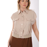 Ysatis Minimalist Kolsuz Crop Yelek - Gömlek Yaka Bej Ysatis Minimalist Kolsuz Crop Yelek - Gömlek Yaka Bej