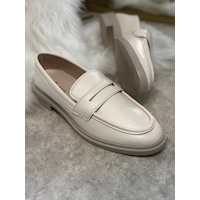 Günlük Kadın Düz Loafer Klasik Desenli Taban Zincirli Oval Burunlu Makosen Sade Şık Ayakkabı 130 Bej Günlük Kadın Düz Loafer Klasik Desenli Taban Zincirli Oval Burunlu Makosen Sade Şık Ayakkabı 130 Bej