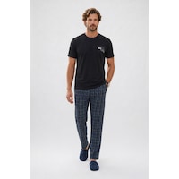 Tudors Erkek Standart Fit Normal Kesim Pamuklu Bisiklet Yaka Kısa Kollu Lastikli Siyah Pijama Takımı-51141 Tudors Erkek Standart Fit Normal Kesim Pamuklu Bisiklet Yaka Kısa Kollu Lastikli Siyah Pijama Takımı-51141
