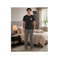 Pijamask Erkek Siyah Kısa Kollu Ekose Pantolonlu Pamuklu Pijama Takımı Cep Detaylı Rahat Ev Giyim Gri Pijamask Erkek Siyah Kısa Kollu Ekose Pantolonlu Pamuklu Pijama Takımı Cep Detaylı Rahat Ev Giyim Gri