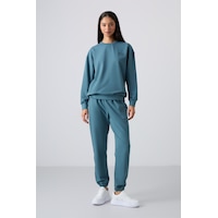 Tommy Life Orman Yeşili Basic Pamuklu O Yaka Oversize Lastik Paça Kadın Eşofman Takım - 95287 Yeşil Tommy Life Orman Yeşili Basic Pamuklu O Yaka Oversize Lastik Paça Kadın Eşofman Takım - 95287 Yeşil