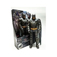 Batman Down Of Justice Kara Şovalye 33cm Batman Down Of Justice Kara Şovalye 33cm