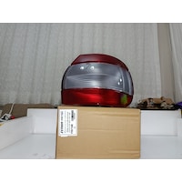 Siena Stop Lambası Arka Sağ Duysuz 1997-2001 Yolcu Tarafı Siena Stop Lambası Arka Sağ Duysuz 1997-2001 Yolcu Tarafı