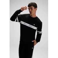 Ellesse Erkek Sweat Em618-bk Siyah SiYAH Ellesse Erkek Sweat Em618-bk Siyah SiYAH