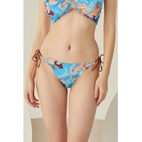 Loya Kadın Renkli Mixed Yandan Bağlamalı Tek Alt Bikini Çok Renkli Loya Kadın Renkli Mixed Yandan Bağlamalı Tek Alt Bikini Çok Renkli