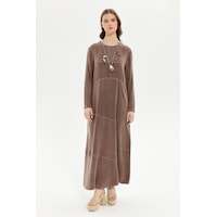 Müsemma Uzun Kol Maxi Elbise - Minimalist, Günlük, Doğal Kumaş Kahve Müsemma Uzun Kol Maxi Elbise - Minimalist, Günlük, Doğal Kumaş Kahve
