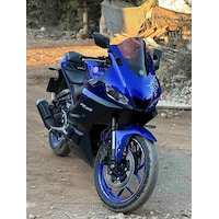 Yamaha R25 2019-2024 Model Uyumlu Ön Siperlik Camı Füme Yamaha R25 2019-2024 Model Uyumlu Ön Siperlik Camı Füme