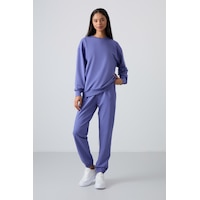 Tommy Life Eflatun Basic Pamuklu O Yaka Oversize Lastik Paça Kadın Eşofman Takım - 95287 Mor Tommy Life Eflatun Basic Pamuklu O Yaka Oversize Lastik Paça Kadın Eşofman Takım - 95287 Mor