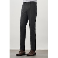 İmza Koyu Antrasit Düz Bez Ayağı Esnek Yan Cep Slim Fit Classic Pantolon 1003245207 070 Koyu Antrasit İmza Koyu Antrasit Düz Bez Ayağı Esnek Yan Cep Slim Fit Classic Pantolon 1003245207 070 Koyu Antrasit