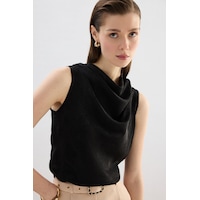 Sateen Degaje Yaka Bluz - Siyah-136752 Siyah Sateen Degaje Yaka Bluz - Siyah-136752 Siyah