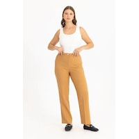 Galaxi Kadın Büyük Beden Klasik Kesim Pantolon 3051034 Camel Galaxi Kadın Büyük Beden Klasik Kesim Pantolon 3051034 Camel