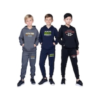 Panios Kids 3'lü Kanguru Cepli Kapüşonlu Baskılı Erkek Çocuk Eşofman Takımı Çok Renkli Panios Kids 3'lü Kanguru Cepli Kapüşonlu Baskılı Erkek Çocuk Eşofman Takımı Çok Renkli