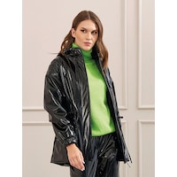 Unique Mode Oversize Kapüşonlu Minimalist Kadın Yağmurluk Mont Siyah Unique Mode Oversize Kapüşonlu Minimalist Kadın Yağmurluk Mont Siyah