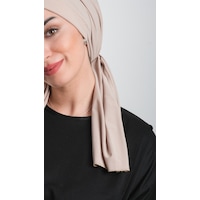 Hürrem Bone Bej Pratik Hazır Geçmeli Tesettür Bone Kesik Elyaf Sade 2111_12 Bej Hürrem Bone Bej Pratik Hazır Geçmeli Tesettür Bone Kesik Elyaf Sade 2111_12 Bej