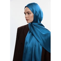 Mizalle & Yaqa Özel Saten Dokulu Açık Mavi Şal Açık Mavi Mizalle & Yaqa Özel Saten Dokulu Açık Mavi Şal Açık Mavi