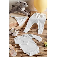 Tinylamb Snow Star Organik Yenidoğan Bebek Seti - 3 Parça Beyaz Tinylamb Snow Star Organik Yenidoğan Bebek Seti - 3 Parça Beyaz