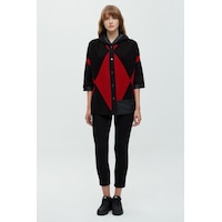 Daido Oversize Kapüşonlu 3/4 Kol Kadın Hırka - Geometrik Desen Kırmızı Daido Oversize Kapüşonlu 3/4 Kol Kadın Hırka - Geometrik Desen Kırmızı