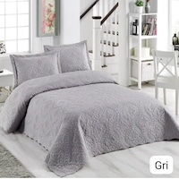 Örtüm Ivy Sarmaşık Çift Kişilik Microfiber Kapitone Yatak Örtüsü Açık Gri Örtüm Ivy Sarmaşık Çift Kişilik Microfiber Kapitone Yatak Örtüsü Açık Gri