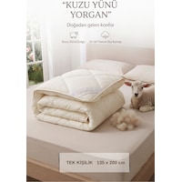 Tek Kişilik %100 Doğal Kuzu Yünü Yorgan Pamuk Kılıflı Kokusuz Terletmez Yıkanabilir 135x200 Cm Krem Tek Kişilik %100 Doğal Kuzu Yünü Yorgan Pamuk Kılıflı Kokusuz Terletmez Yıkanabilir 135x200 Cm Krem