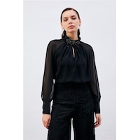 Sateen Aksesuar Detaylı Şifon Kollu Bluz 1116-1051 001 Sateen Aksesuar Detaylı Şifon Kollu Bluz 1116-1051 001