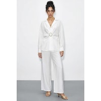 Shade Kadın Aksesuarlı Oversize Gömlekli Bol Paça Pantolon Alt-üst Takım 7613 60286063 - Beyaz Shade Kadın Aksesuarlı Oversize Gömlekli Bol Paça Pantolon Alt-üst Takım 7613 60286063 - Beyaz