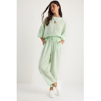 Shade Kadın Kayık Yaka Yarım Kol Bluz Beli Lastikli Şalvar Pantolon Alt-üst Takım 60283118 - Su Yeşili Shade Kadın Kayık Yaka Yarım Kol Bluz Beli Lastikli Şalvar Pantolon Alt-üst Takım 60283118 - Su Yeşili