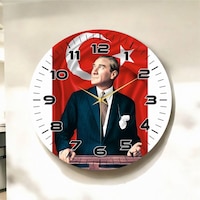 Renkli Baskı Atatürk Türk Bayrak Desenli Sayılı Hediyelik Ahşap Sessiz Duvar Saati 50cm ÇOk Renkli Renkli Baskı Atatürk Türk Bayrak Desenli Sayılı Hediyelik Ahşap Sessiz Duvar Saati 50cm ÇOk Renkli