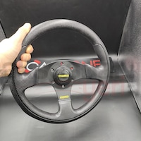 Momo Spor Yarış Direksiyonu-ofsetsiz-noktalı Ve Kaymaz Desenli Deri 30cm Karma Momo Spor Yarış Direksiyonu-ofsetsiz-noktalı Ve Kaymaz Desenli Deri 30cm Karma