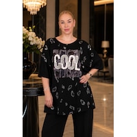 Büyük Beden Oversize Cool Baskılı Taş Detaylı Desenli Rahat Kesim Kadın Bluz Siyah Büyük Beden Oversize Cool Baskılı Taş Detaylı Desenli Rahat Kesim Kadın Bluz Siyah