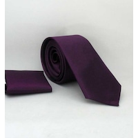 Gaffy Koyu Mor Slim Fit İnce Düz Renk Mendilli Saten Kravat - SS-21 Mor Gaffy Koyu Mor Slim Fit İnce Düz Renk Mendilli Saten Kravat - SS-21 Mor