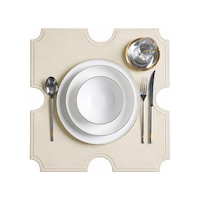 Nakışlı Deri Amerikan Servis 2'li Set Çift Taraflı Kare Supla 45x45 Cm Otis Bej Nakışlı Deri Amerikan Servis 2'li Set Çift Taraflı Kare Supla 45x45 Cm Otis Bej