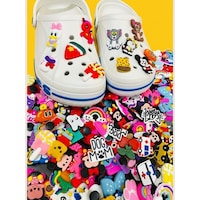 Mucit Home Delikli Crocs Terlik Süsü 1 Adet Tüm Terlikler Uyumlu Karışık-Çok Renkli Mucit Home Delikli Crocs Terlik Süsü 1 Adet Tüm Terlikler Uyumlu Karışık-Çok Renkli