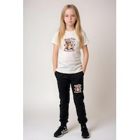 Fyk Kids Kız Çocuk Yuvarlak Yaka Baskılı Bearly Chillin Alt-üst Pijama Takımı KREM Krem Fyk Kids Kız Çocuk Yuvarlak Yaka Baskılı Bearly Chillin Alt-üst Pijama Takımı KREM Krem