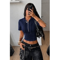 Tarz Cool Kapüşonlu Crop Tişört Fermuarlı Kısa Kollu Kadın Üst Body Lacivert Tarz Cool Kapüşonlu Crop Tişört Fermuarlı Kısa Kollu Kadın Üst Body Lacivert