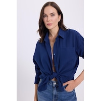 Tudors Kadın Oversize Geniş Kesim %100 Pamuk Müslin Kumaş Uzun Kollu Cepli Dokulu Lacivert Gömlek-36983 Lacıvert Tudors Kadın Oversize Geniş Kesim %100 Pamuk Müslin Kumaş Uzun Kollu Cepli Dokulu Lacivert Gömlek-36983 Lacıvert